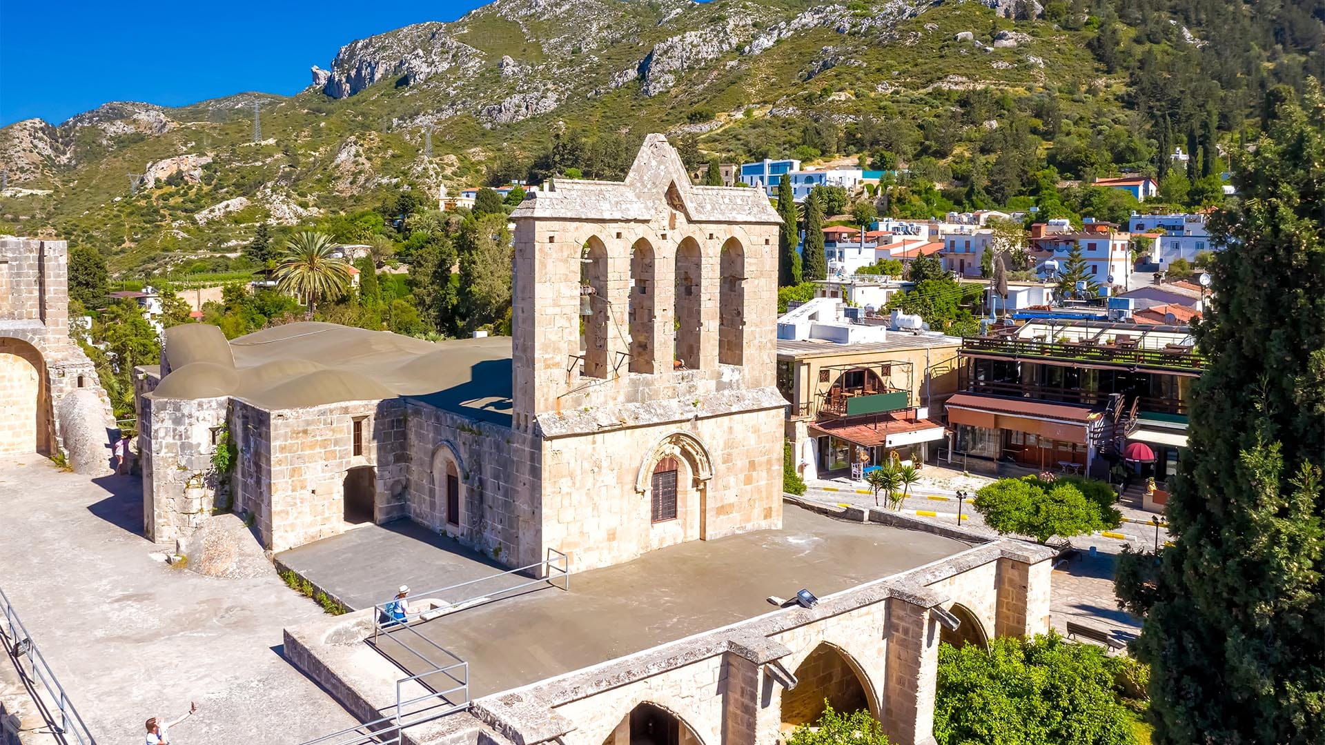 Bellapais Manastırı, Girne